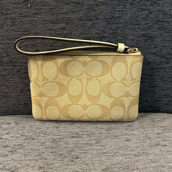 Coach Wristlet - Picture 2 of 3